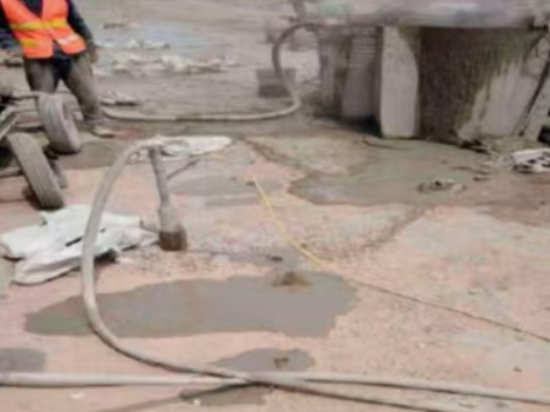 会宁水泥混凝土路面板底注浆技术 路面脱空注浆整治方案